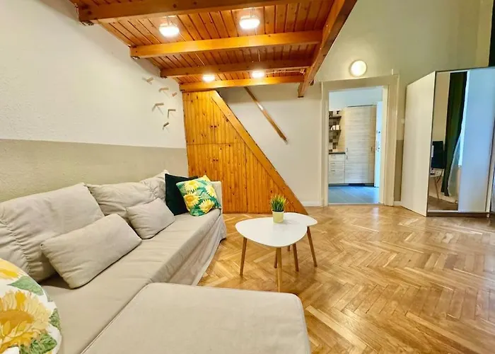 Almassy Residence-modern * Budapesta