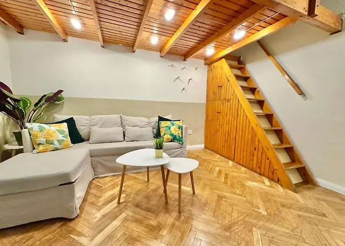 Almassy Residence-modern Apartament *