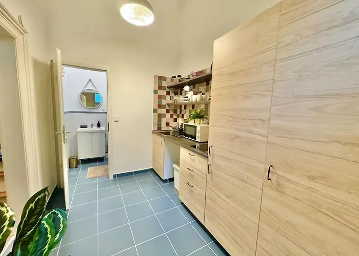 Almassy Residence-modern * Budapesta